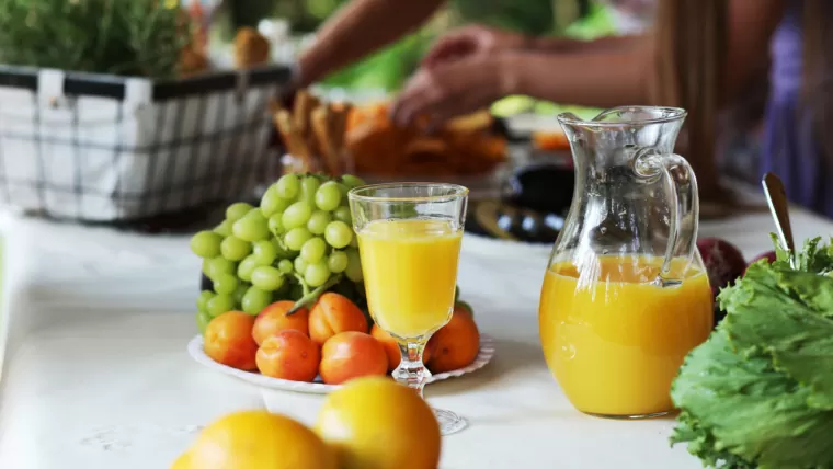 Benefícios dos sucos de fruta ricos em antioxidantes